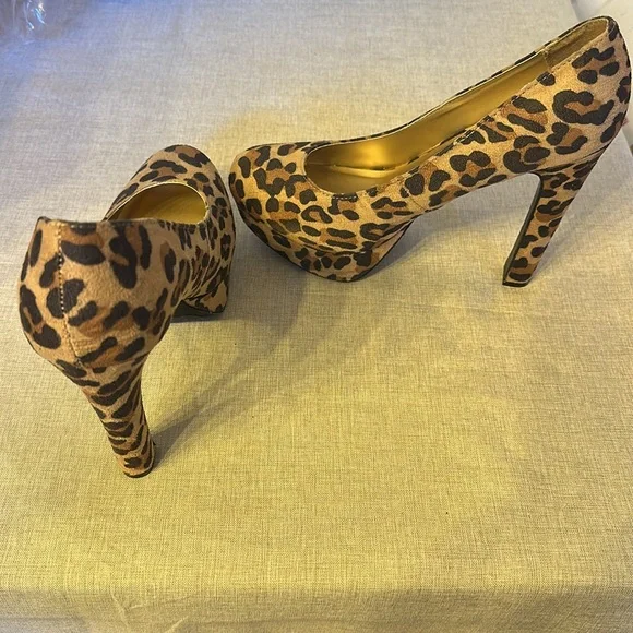 Leopard platform high heels - Picture 2 of 5